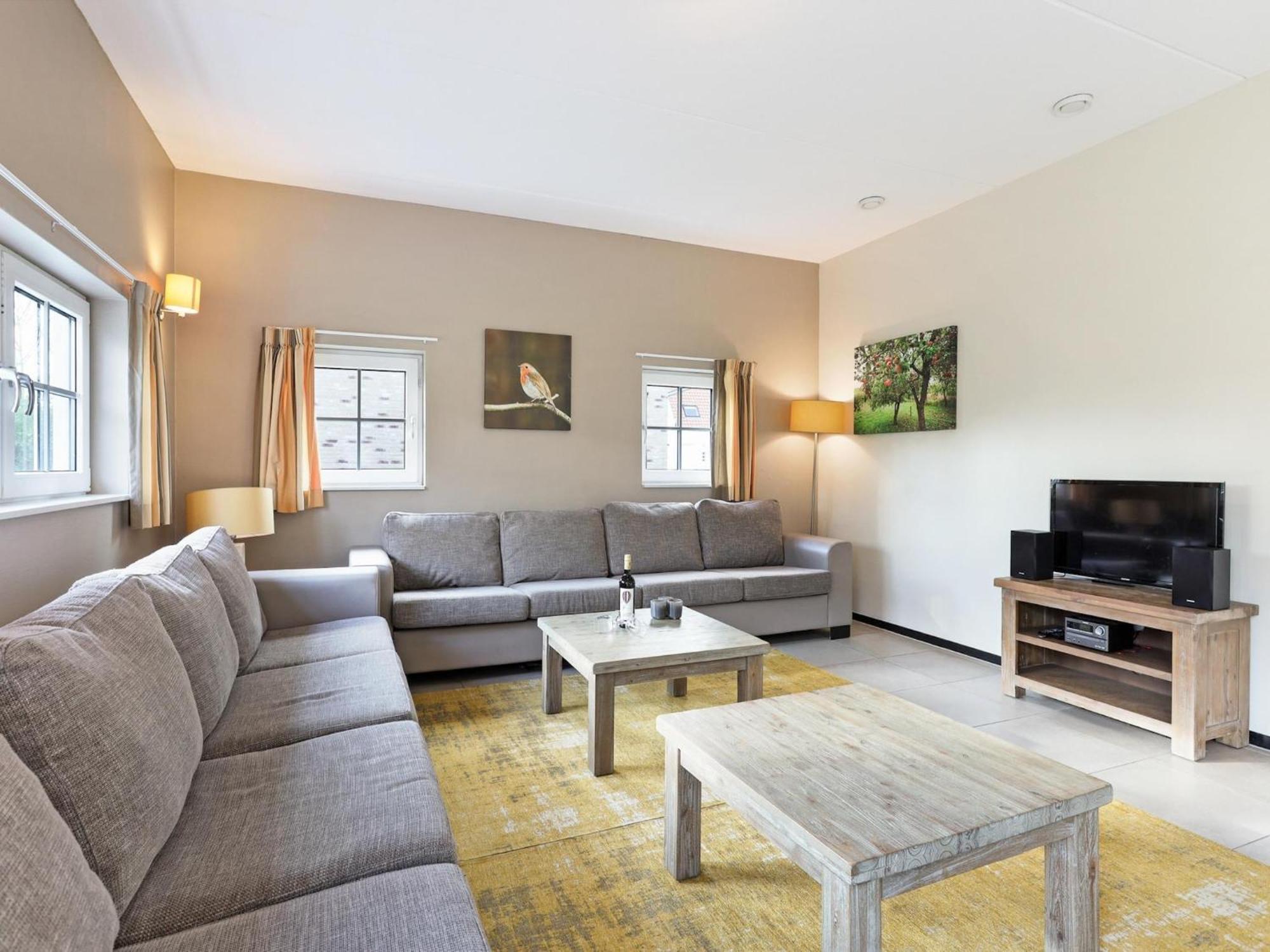 Vakantiehuis Comfortable Home, 700 M From The Nieuwvliet
